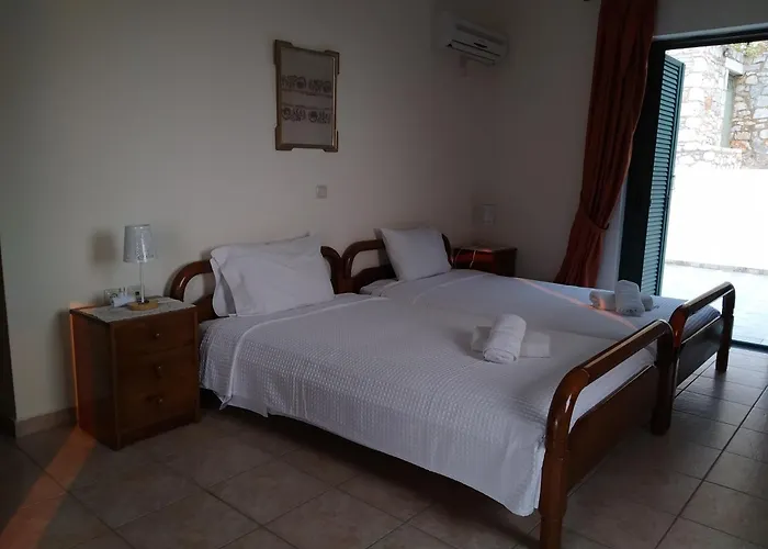 Vatoulia House Неон-Оитилон