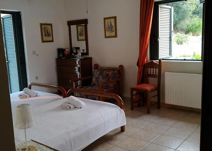 Vatoulia House Апарт-отель Неон-Оитилон