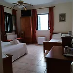 Vatoulia House Aparthotel