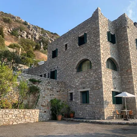 Vatoulia House Neo Oitilo