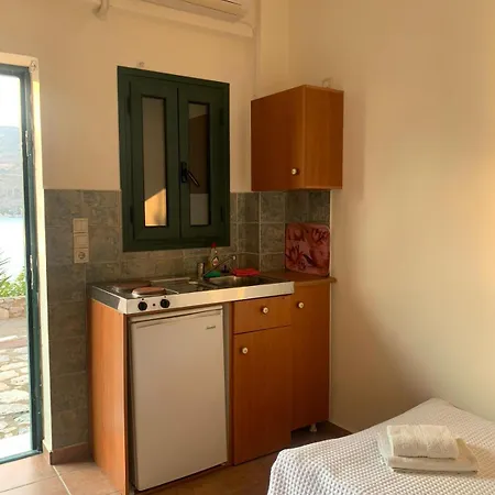 Vatoulia House 3*