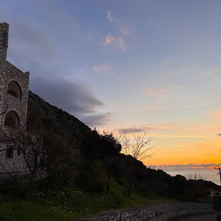 Vatoulia House Ξενοδοχείο με διαμερίσματα 3*