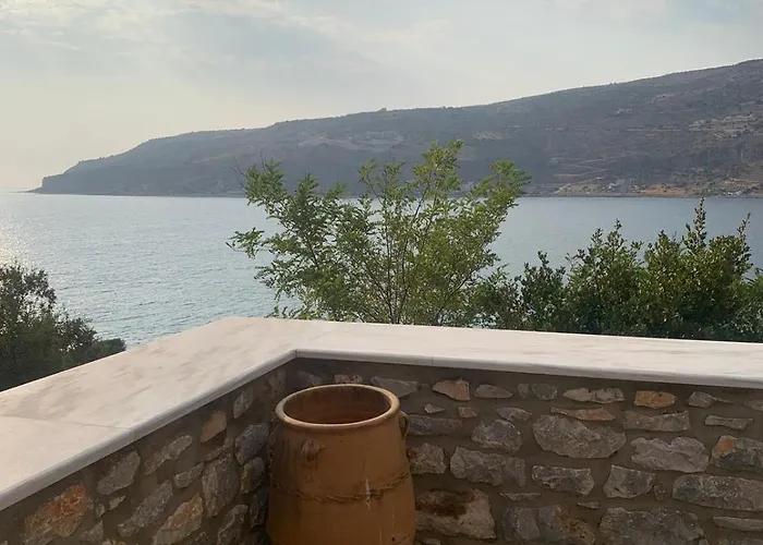 Aparthotel Vatoulia House