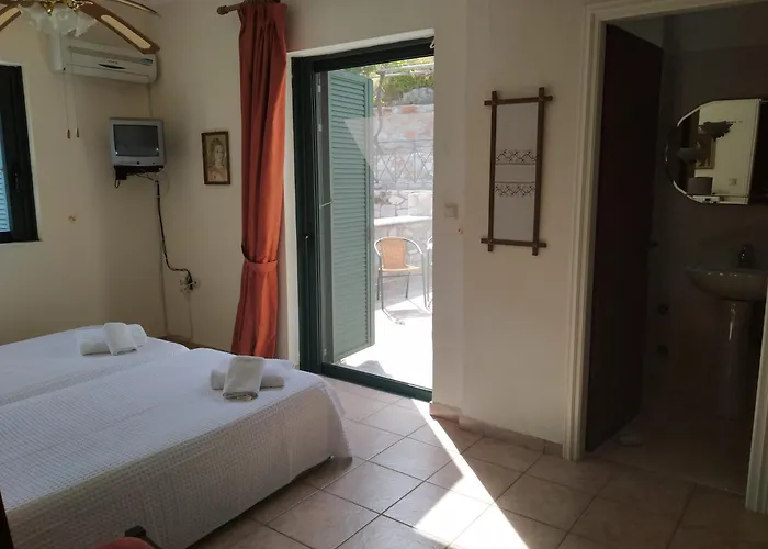 Aparthotel Vatoulia House 3*